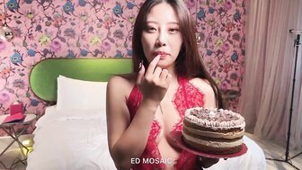 台湾辣妹美女玟妡為粉絲炮制生日驚喜和禮物 台湾辣妹美女玟妡為粉絲炮制生日驚喜和禮物