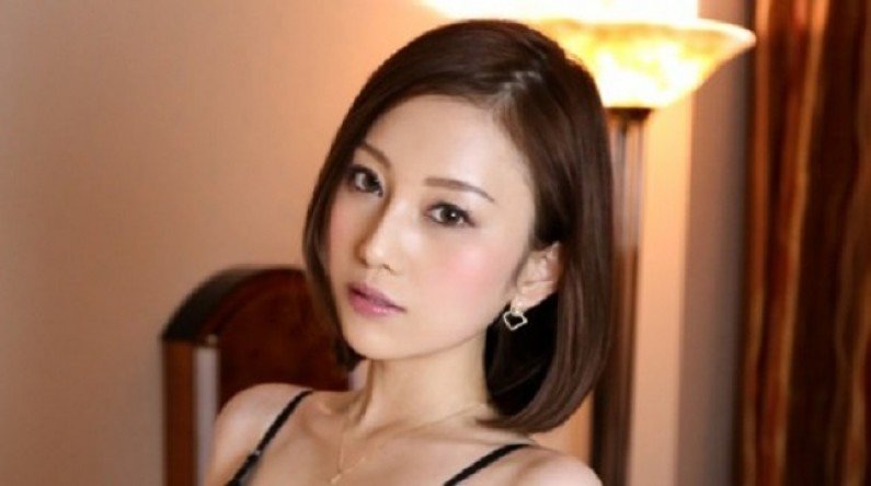 【有碼】MYWIFE-01002 三嶋 かれん 蒼い再會