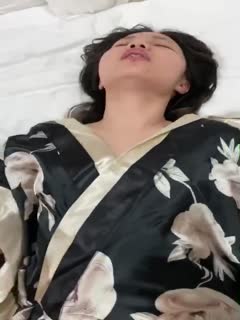 露臉才是王道！多毛國人妹子留學生反差騷女2