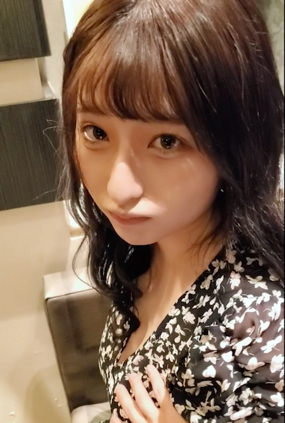 19岁的女主播级I杯女生试着拍照 19岁的女主播级I杯女生试着拍照